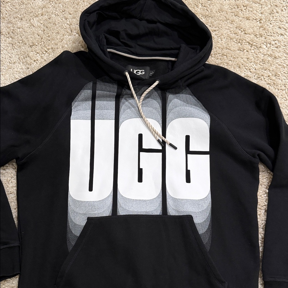 UGG black hoodie L